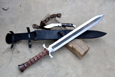 Combat - Armed - Knife and Sword